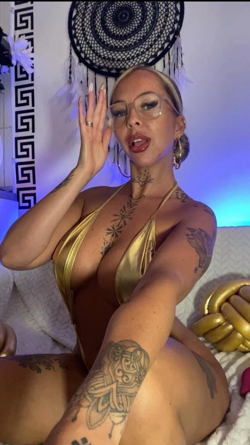 XXX Porn Photo of Nude CheekyChels 1