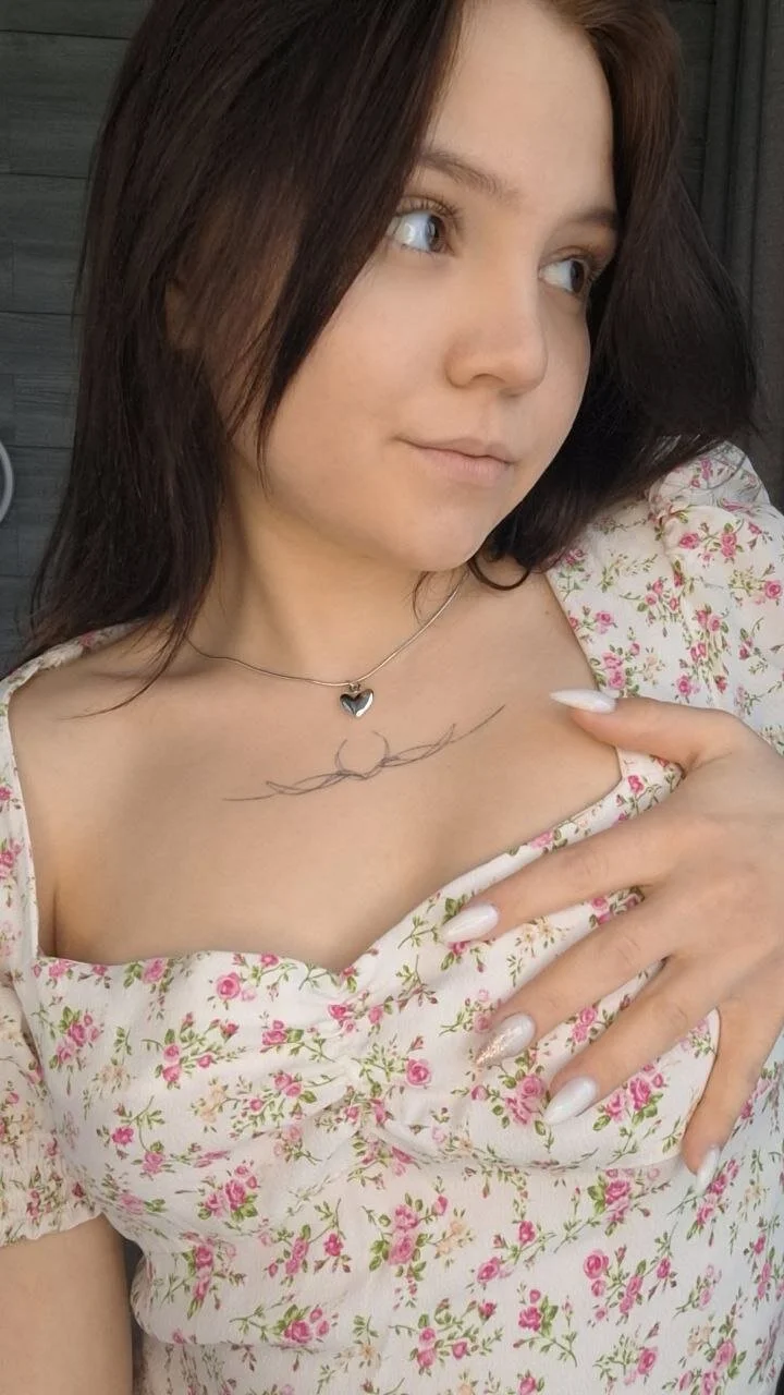 XXX Porn Photo of Nude Tiny_Emmy 7