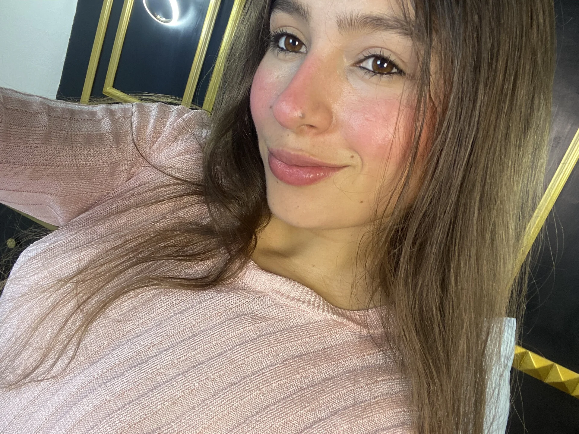 XXX Porn Photo of Nude bombom_fox 5