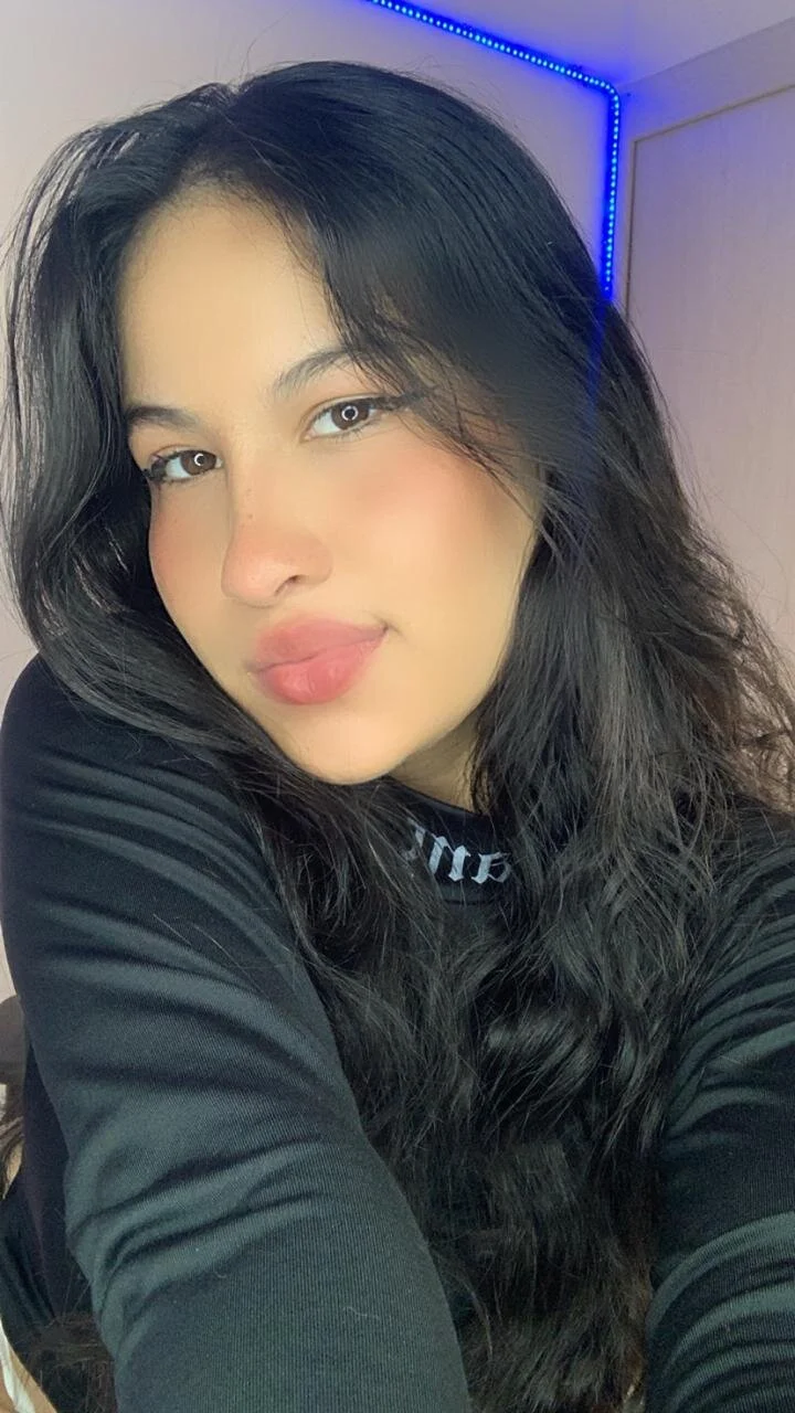 XXX Porn Photo of Nude Madeline_Dreams 7