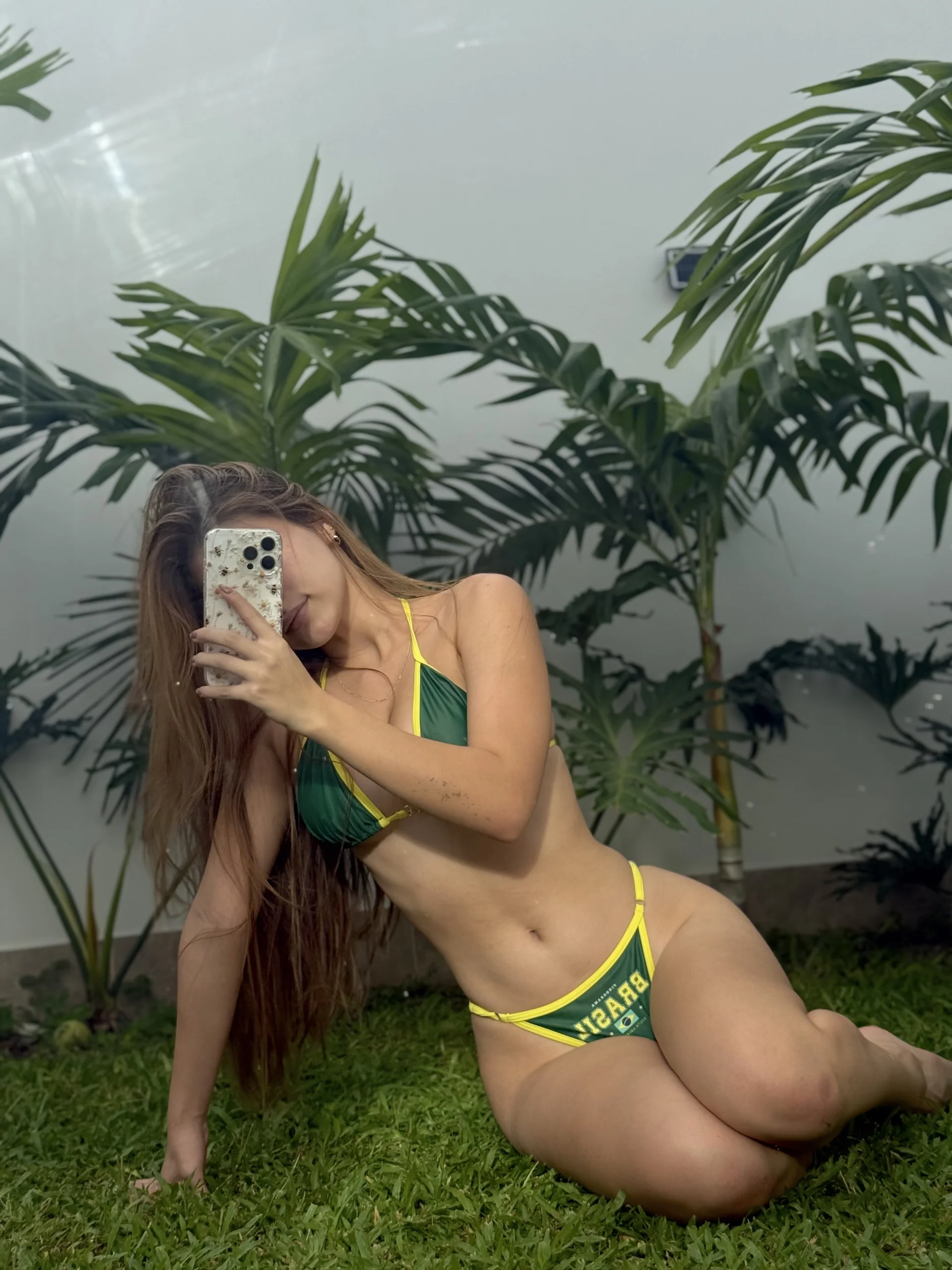 XXX Porn Photo of Nude Nikii__ 13