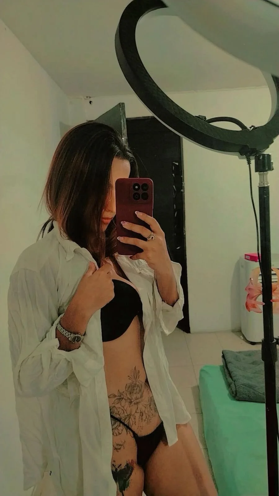 XXX Porn Photo of Nude vanessa_saquirt 18