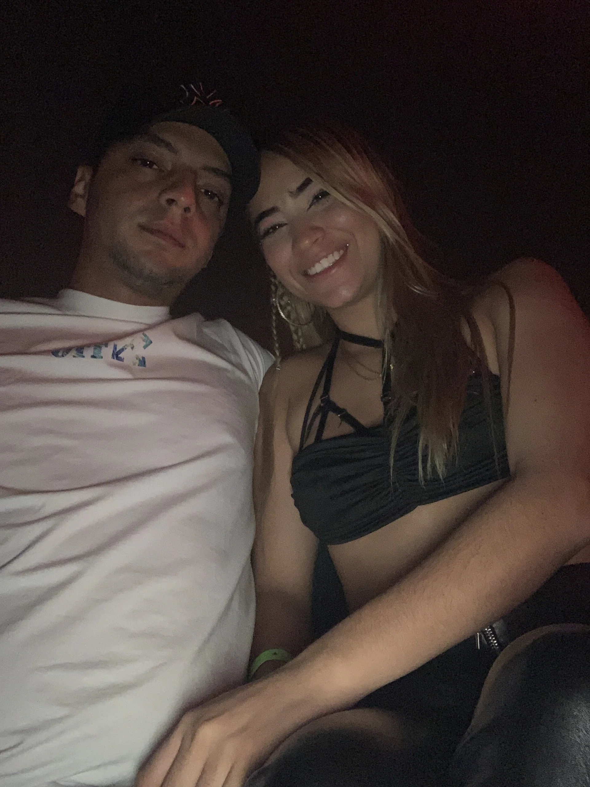 XXX Porn Photo of Nude ScarlettAndClark 4