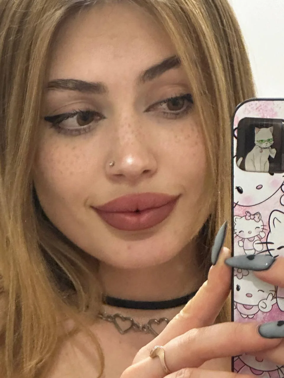 XXX Porn Photo of Nude Elizabeth_Tay 4