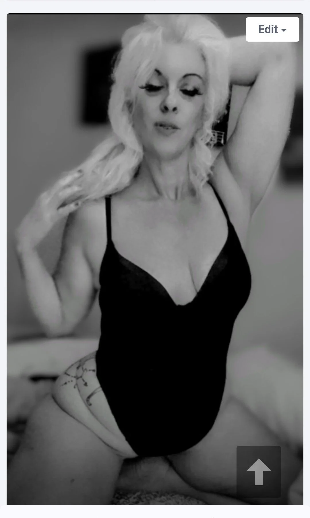 XXX Porn Photo of Nude StacysMomXOXO 6