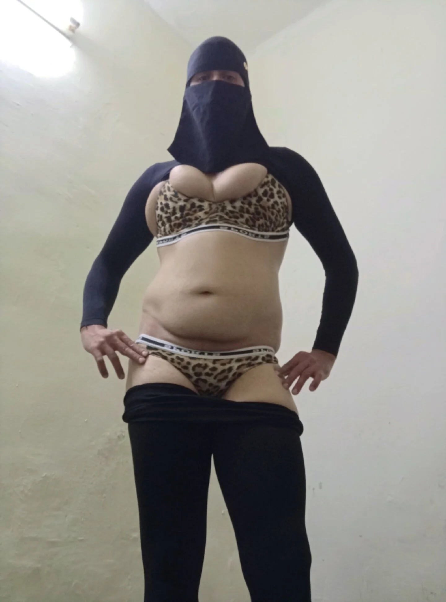 XXX Porn Photo of Nude BestBat 5