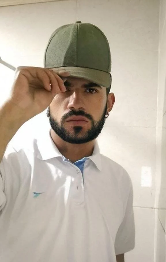 XXX Porn Photo of Nude AronZuluaga 3