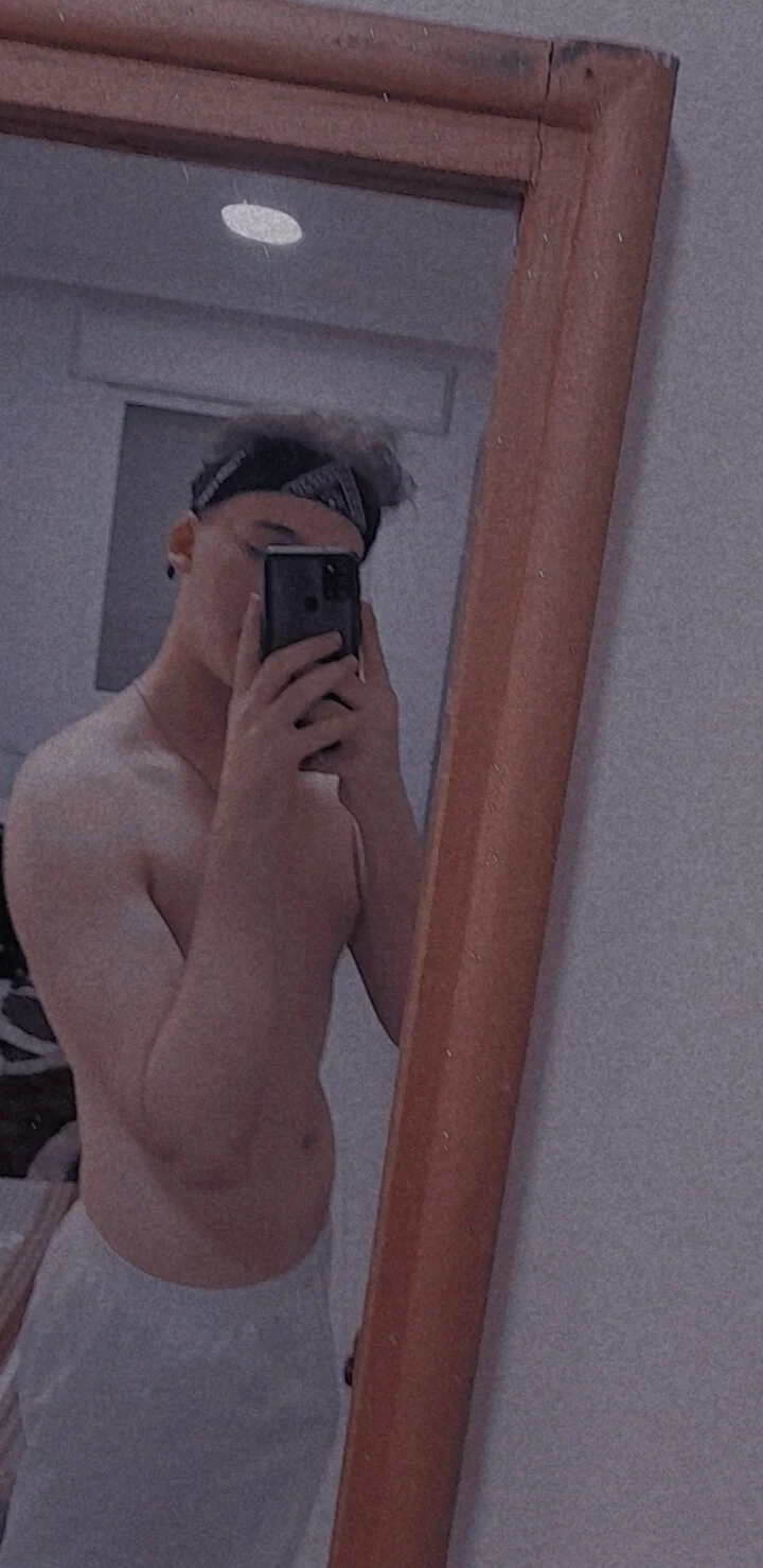 XXX Porn Photo of Nude Josh_220 2