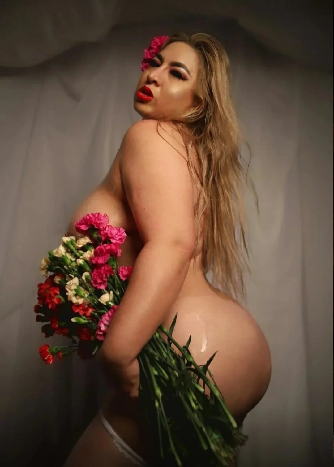 XXX Porn Photo of Nude laurabassii 134
