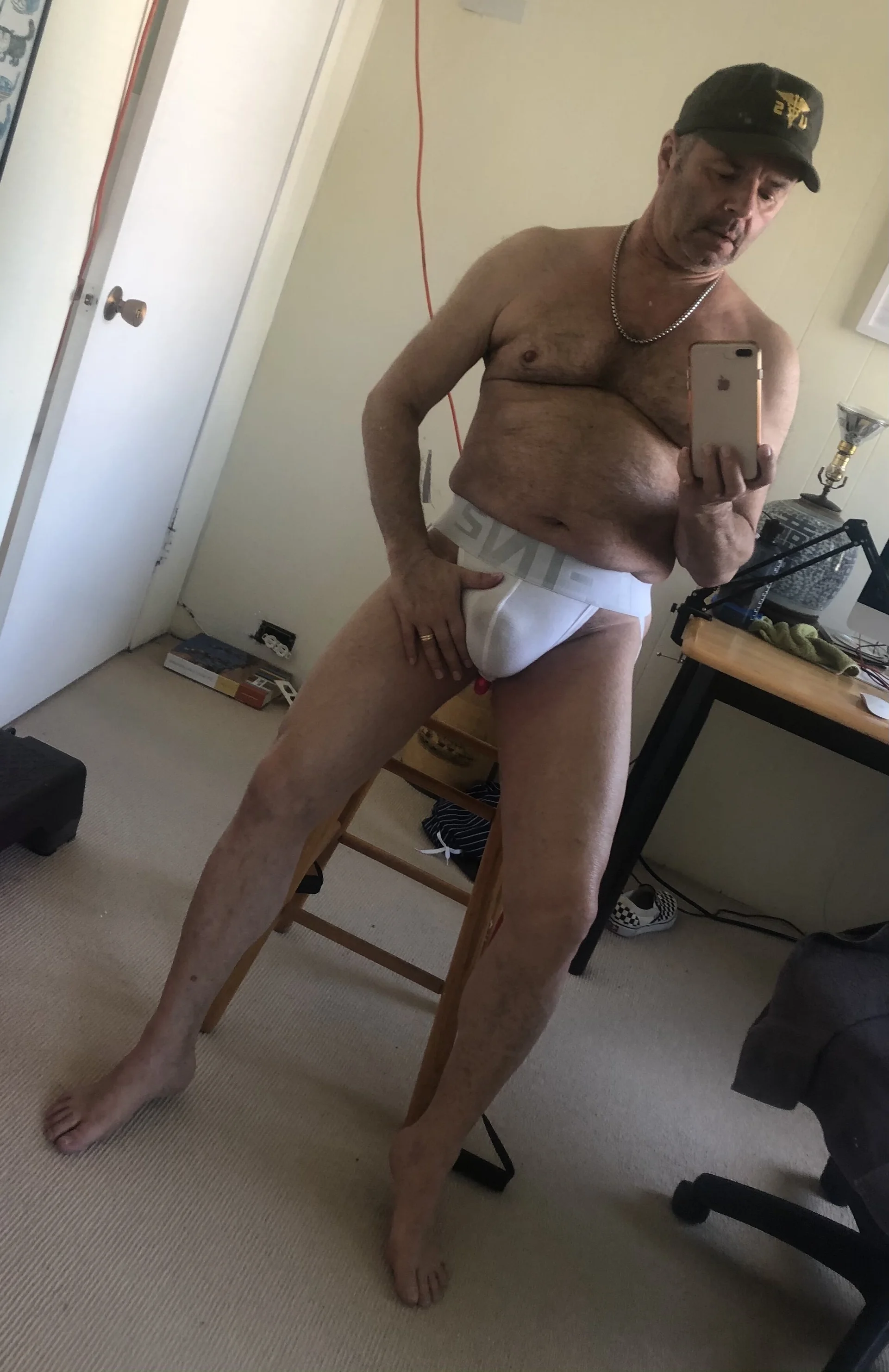 XXX Porn Photo of Nude hotdadbod 101
