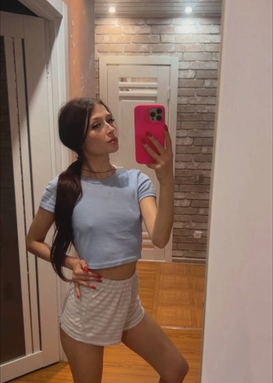 XXX Porn Photo of Nude Vanessa_Florence 6