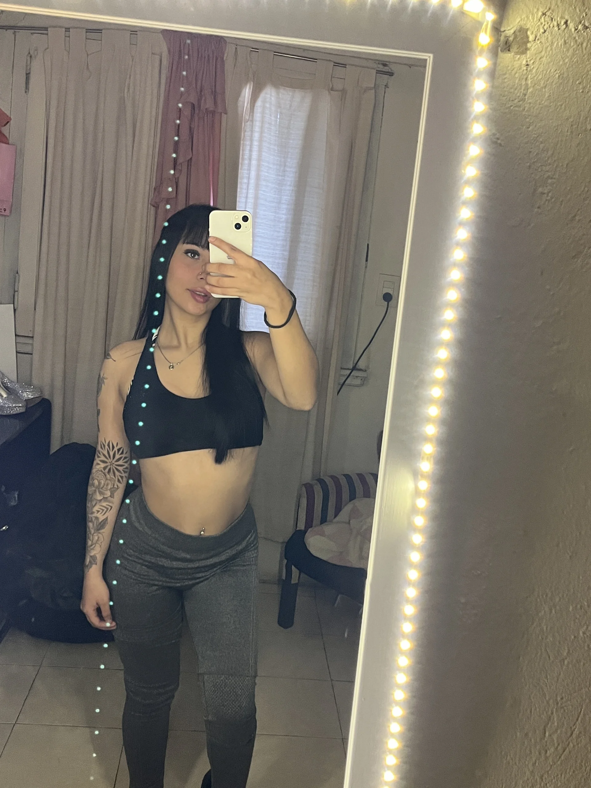 XXX Porn Photo of Nude isaabella123 2