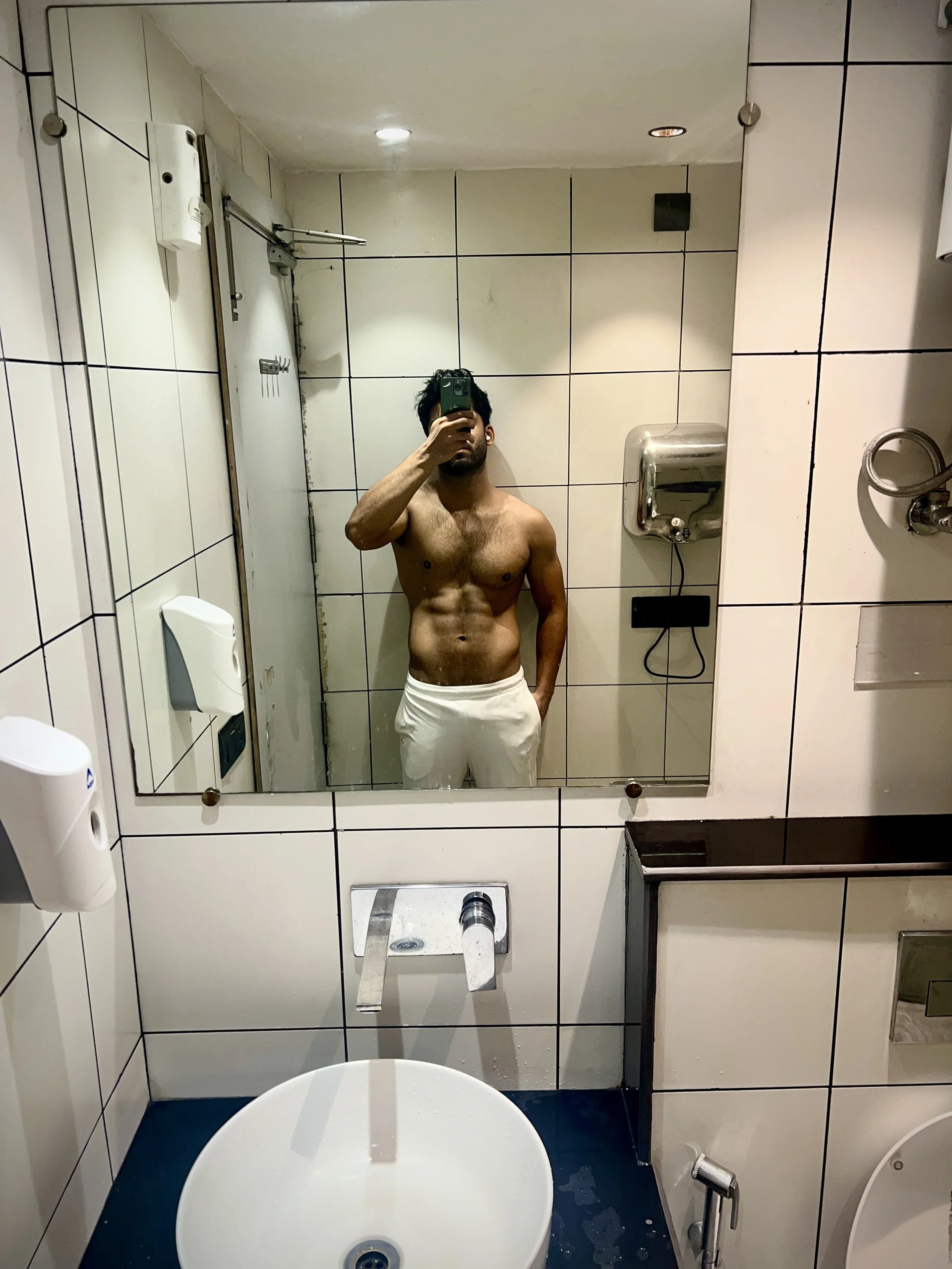 XXX Porn Photo of Nude John_desihunk 4