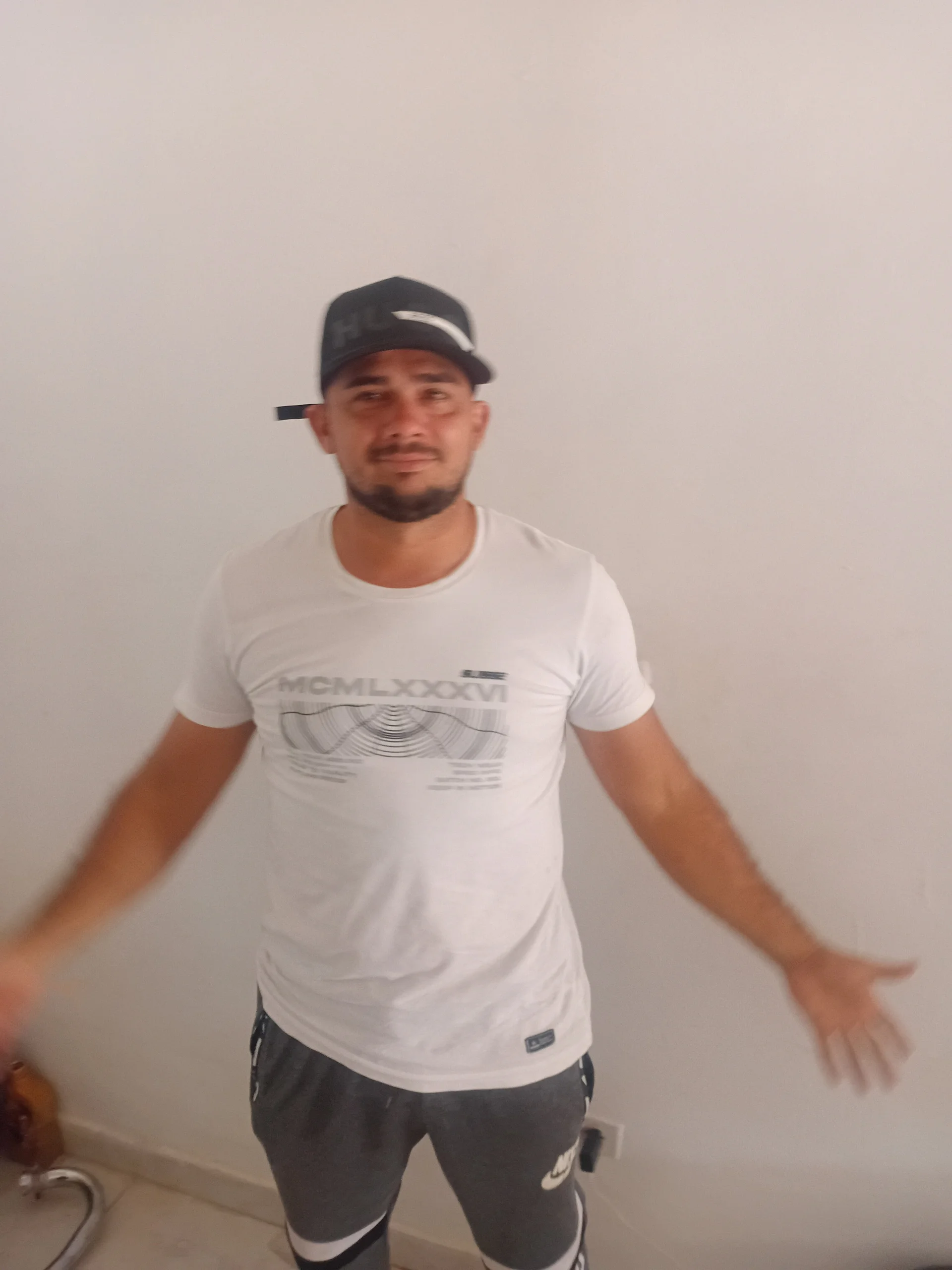 XXX Porn Photo of Nude yeffito1 8