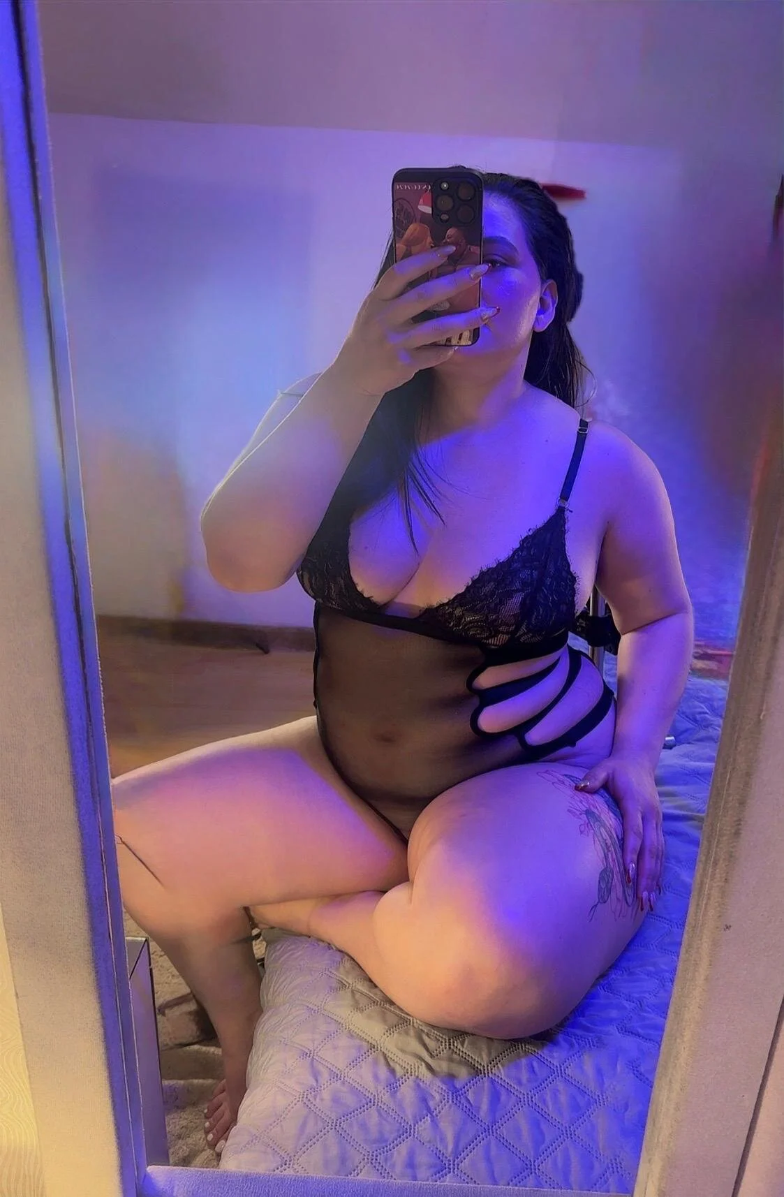 XXX Porn Photo of Nude JuliaDavis_1 2