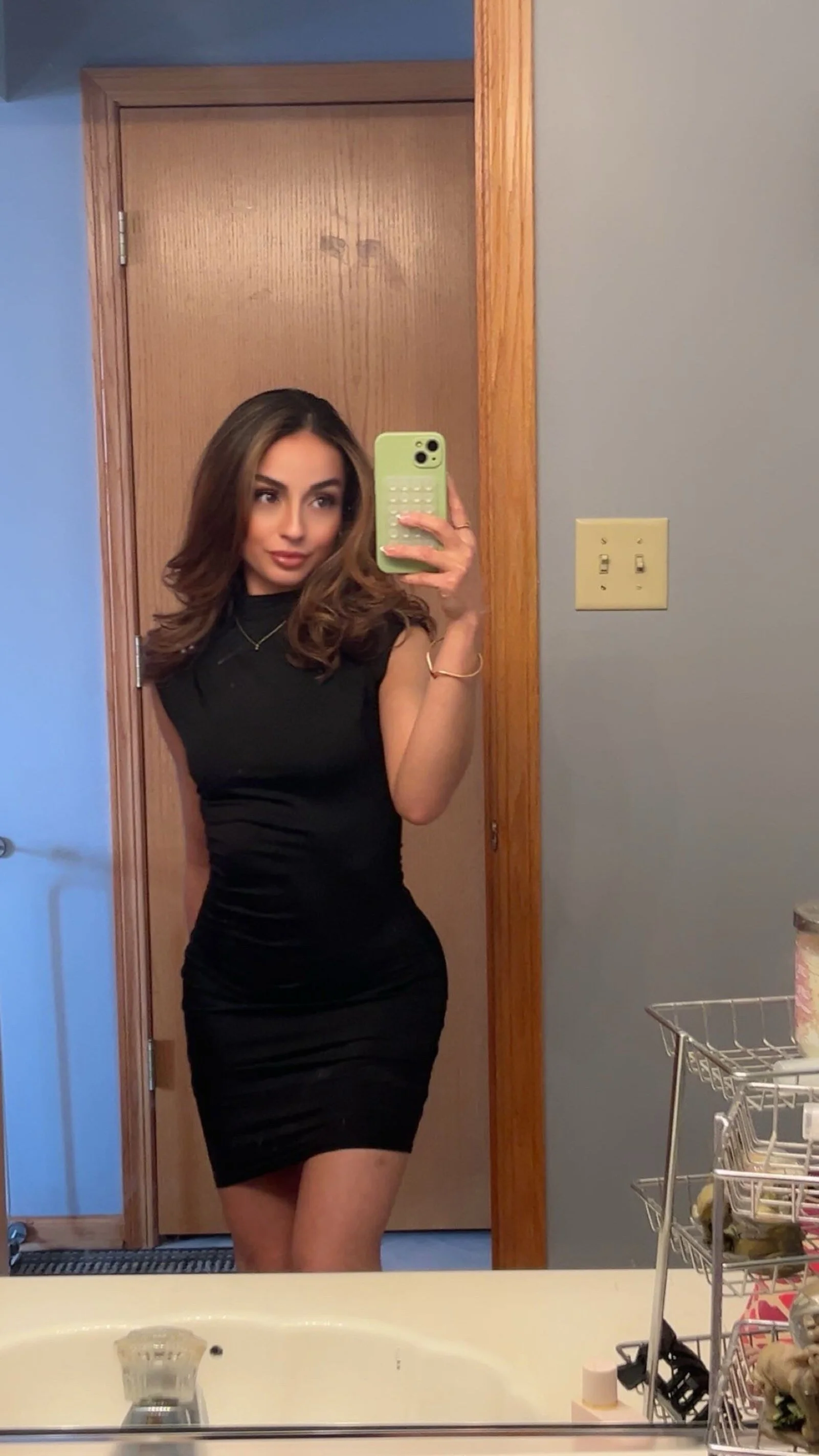XXX Porn Photo of Nude CamilaaLove 3