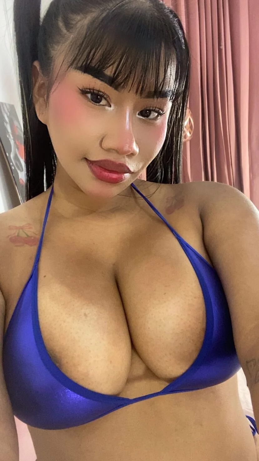 XXX Porn Photo of Nude alaiabluecs 21
