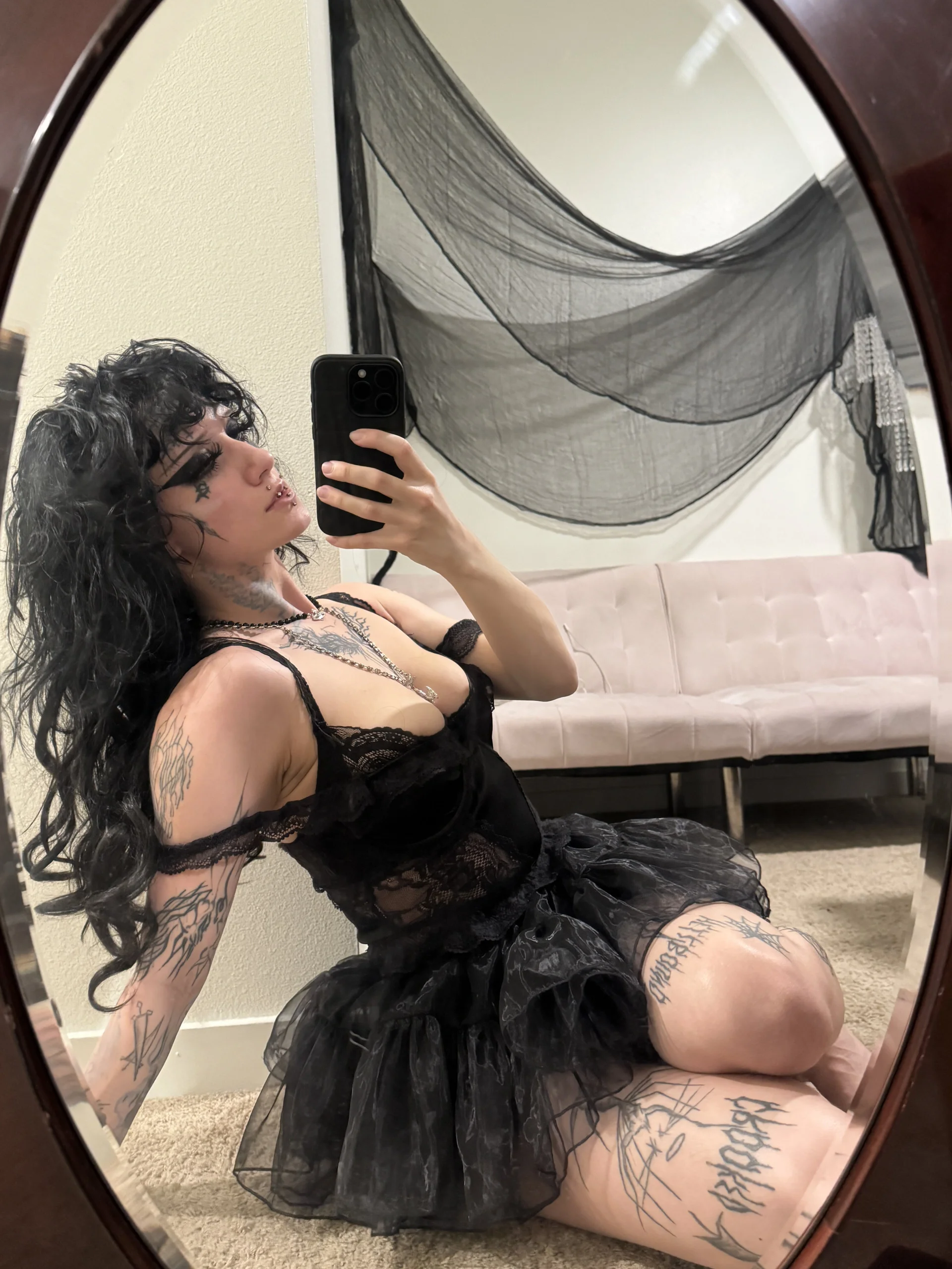 XXX Porn Photo of Nude satanskitten999 2