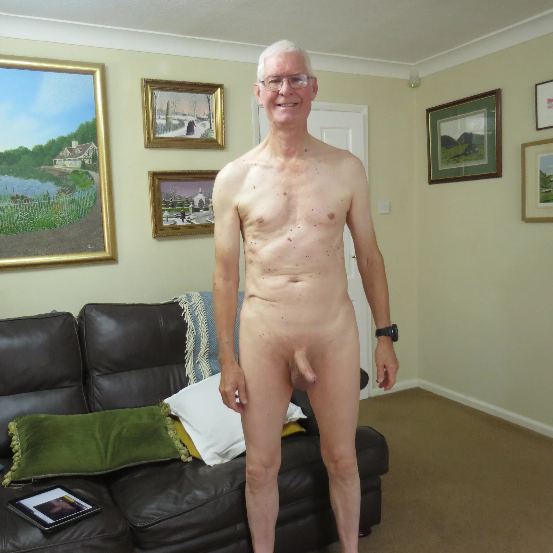 XXX Porn Photo of Nude bigears 4