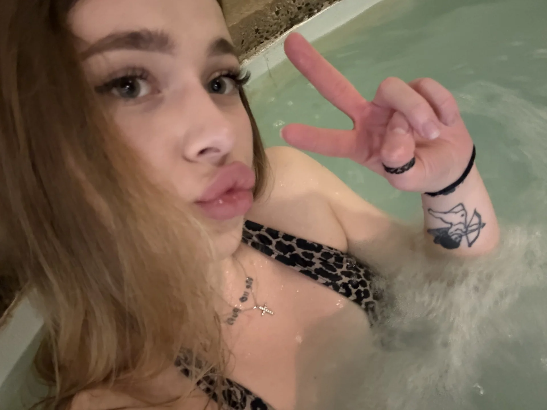 XXX Porn Photo of Nude springchicken1 2