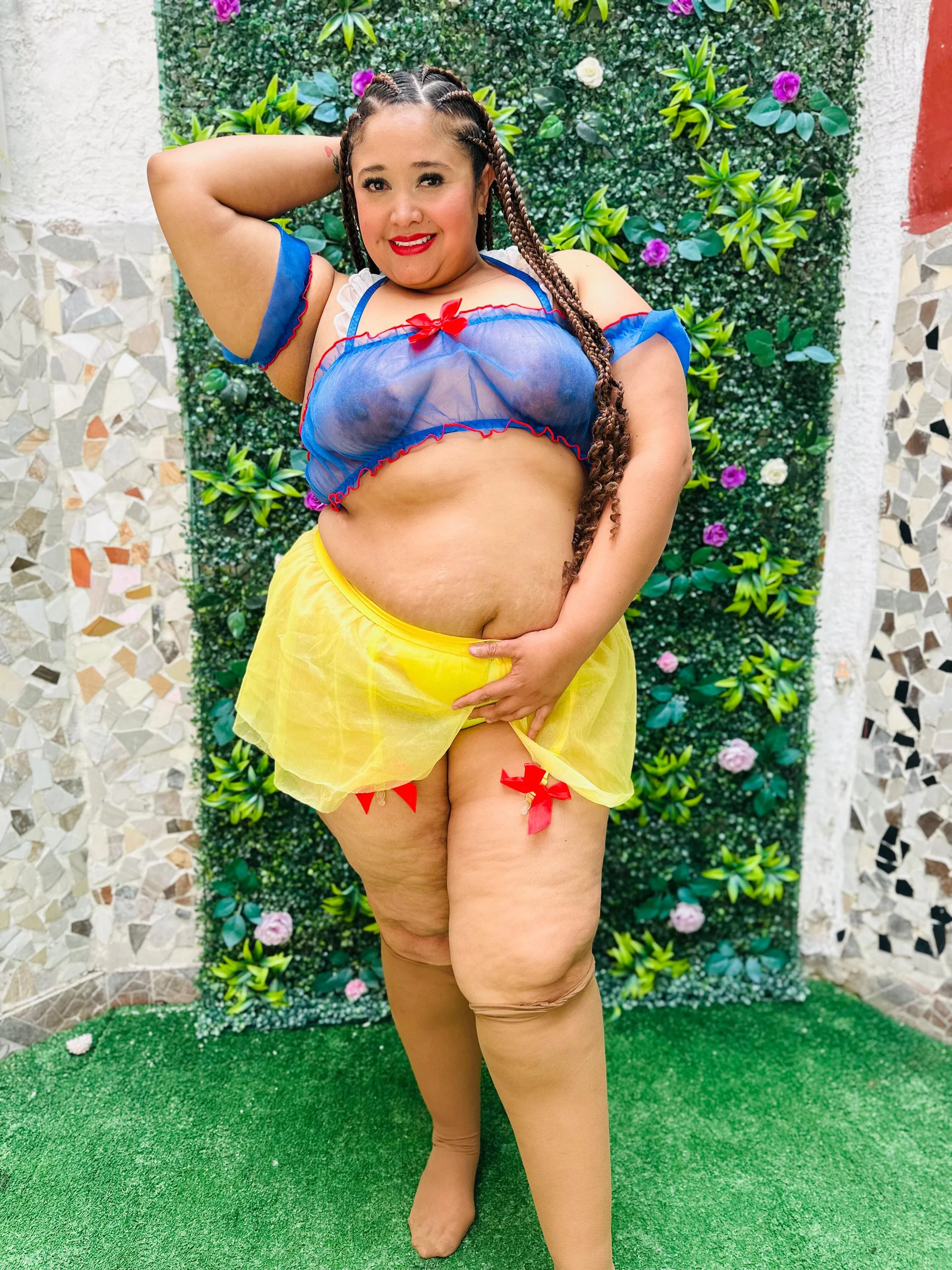 XXX Porn Photo of Nude BustyyJuicy_Rs 83