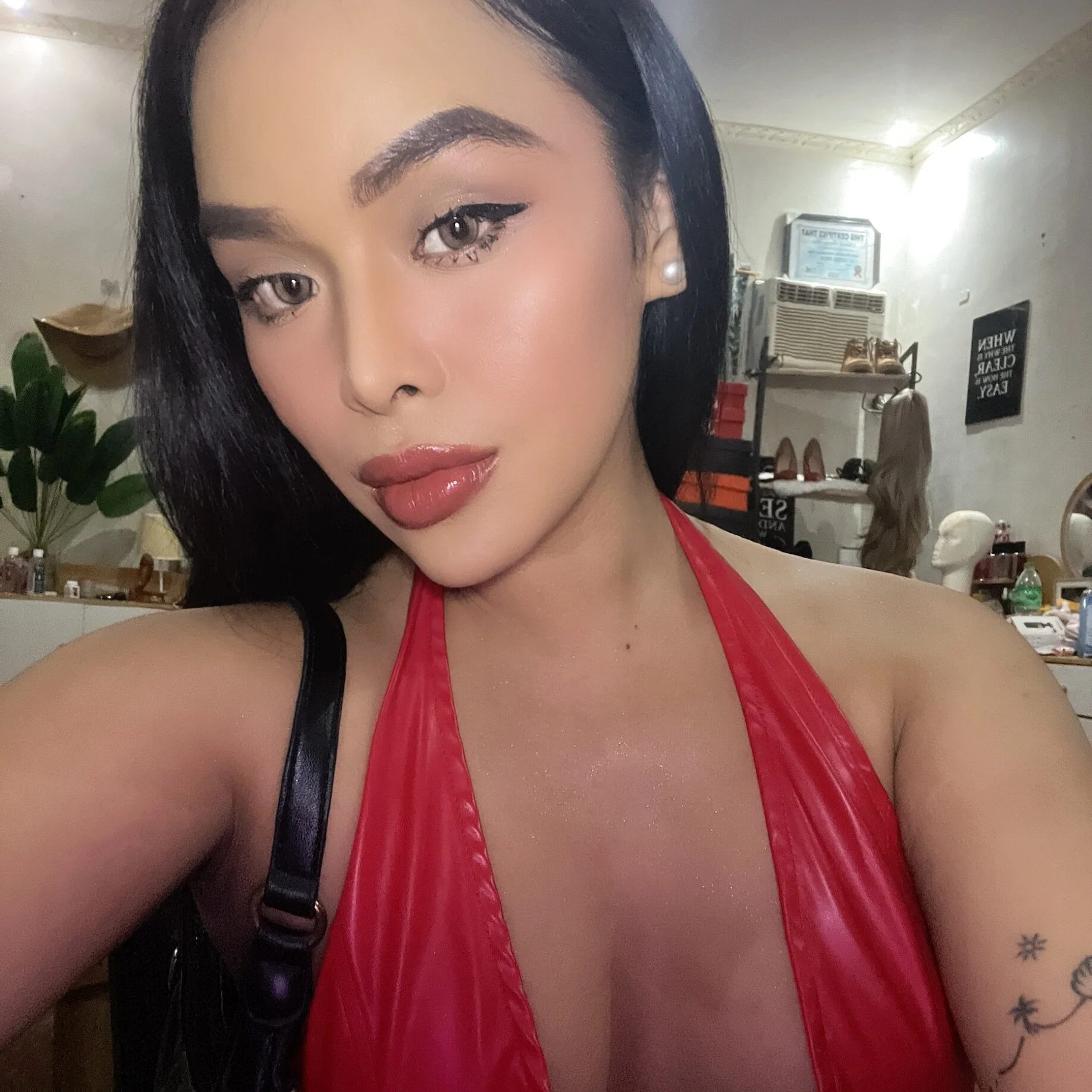 XXX Porn Photo of Nude LooveLolitaa69 4