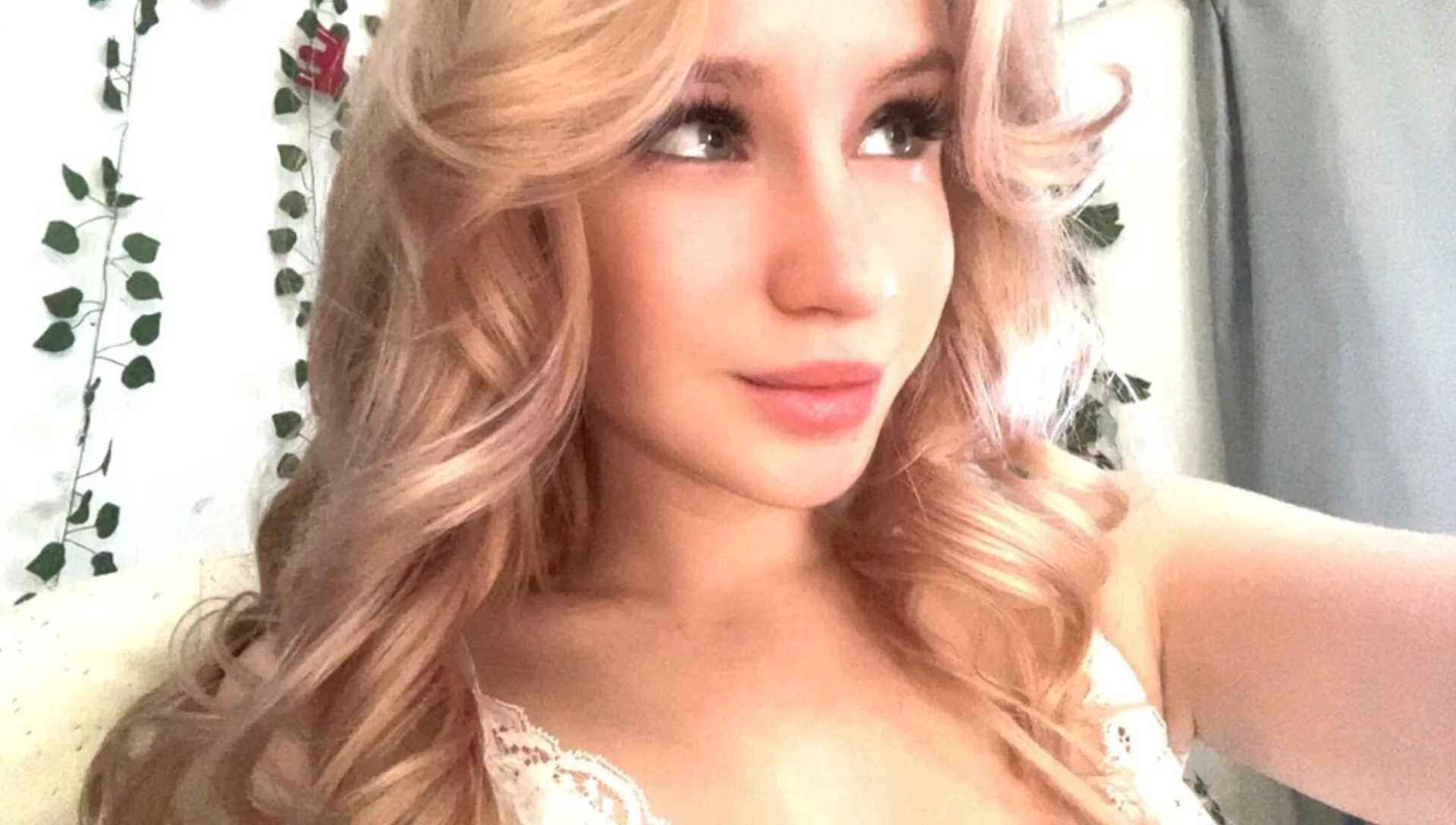 XXX Porn Photo of Nude Mia__Jensen 16
