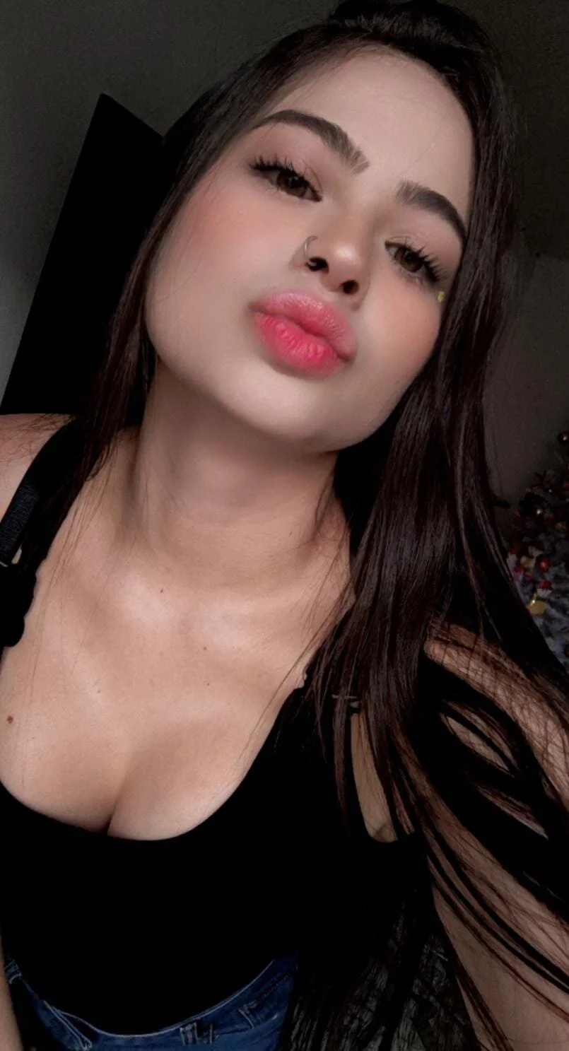 XXX Porn Photo of Nude Alison_vegaa 1