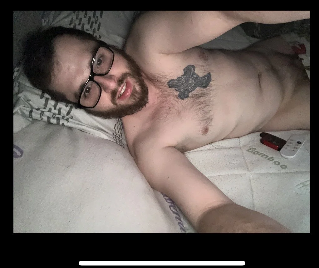 XXX Porn Photo of Nude whithedick666 3