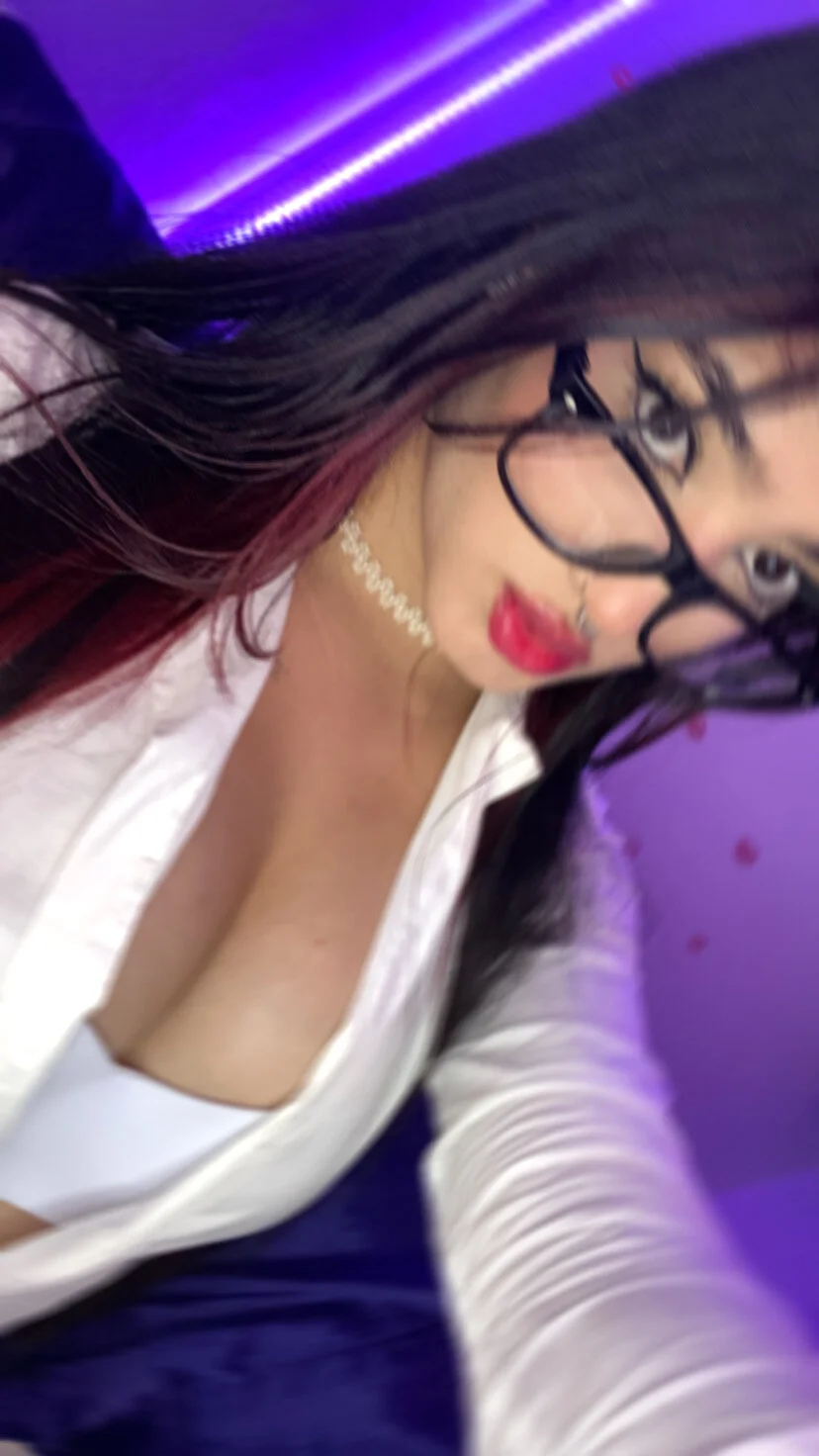 XXX Porn Photo of Nude charlotte_9999 192