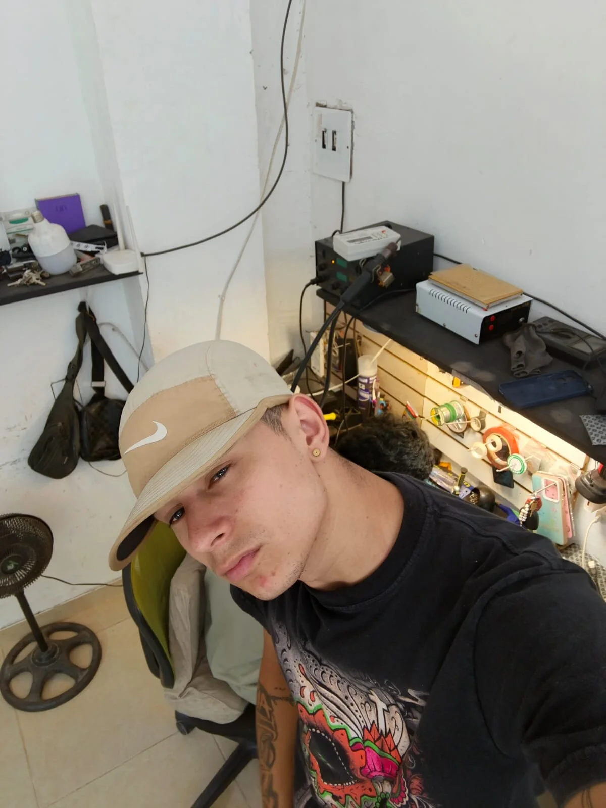 XXX Porn Photo of Nude tom_latin 3