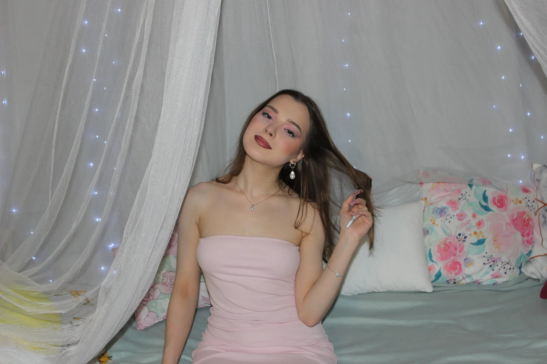 XXX Porn Photo of Nude kaisajenner 5