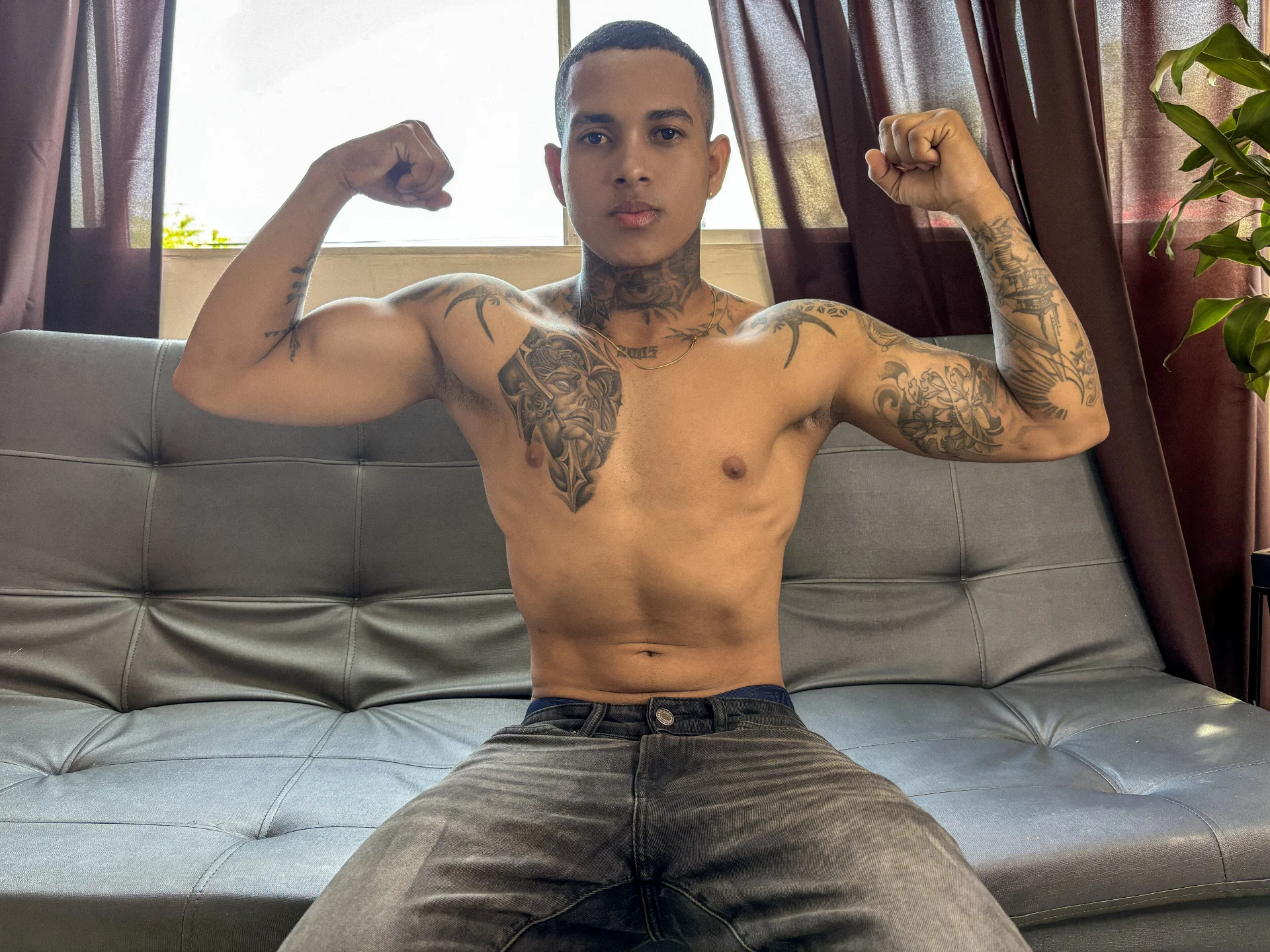 XXX Porn Photo of Nude tyler_bell_ 16