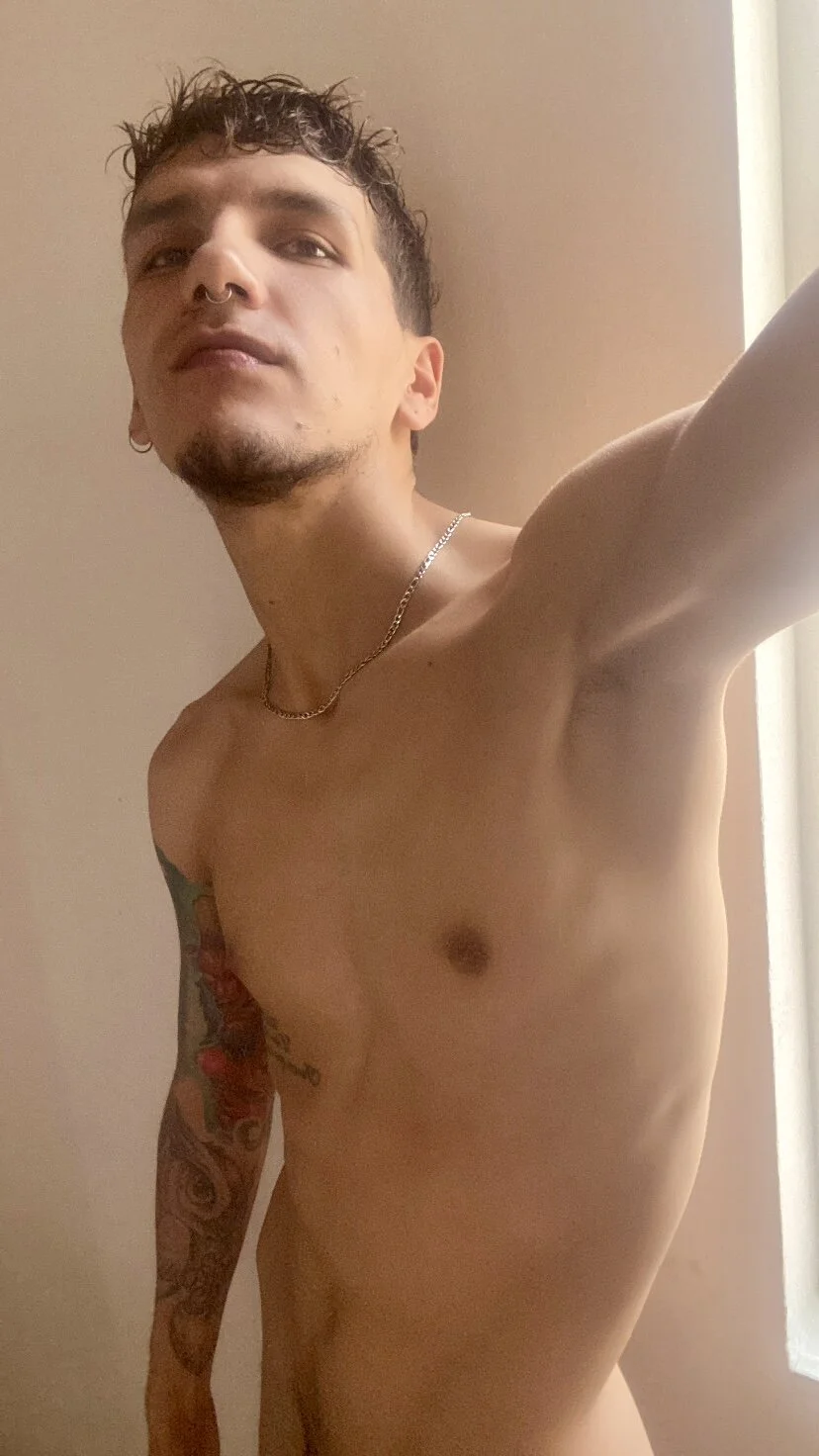 XXX Porn Photo of Nude Benjamin_show 3