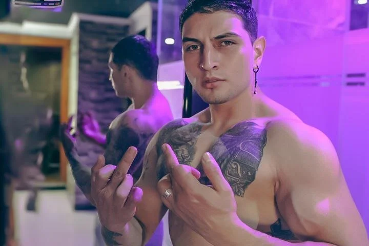 XXX Porn Photo of Nude Angeloferrocam 47