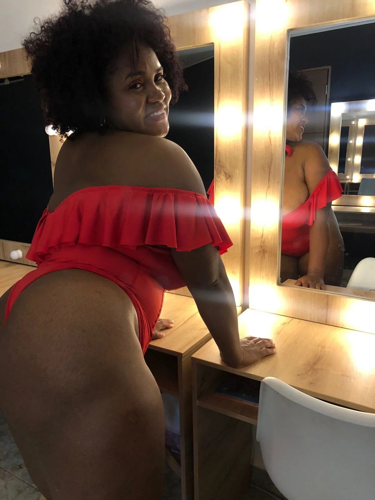 XXX Porn Photo of Nude AliciaMiilf 12
