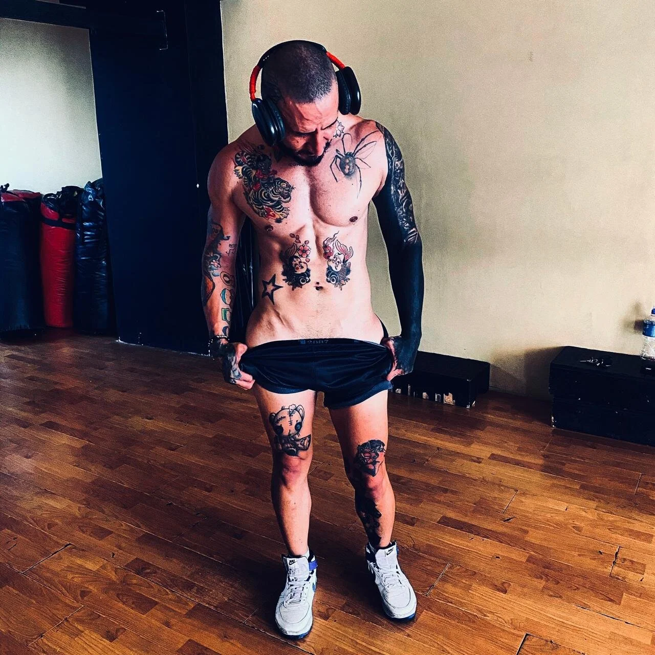 XXX Porn Photo of Nude dilan_scootk_ 22