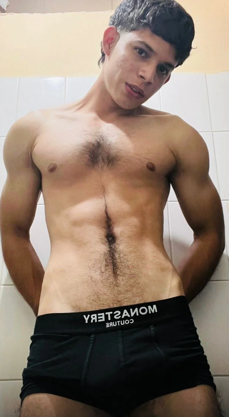 XXX Porn Photo of Nude Michael_black01 30