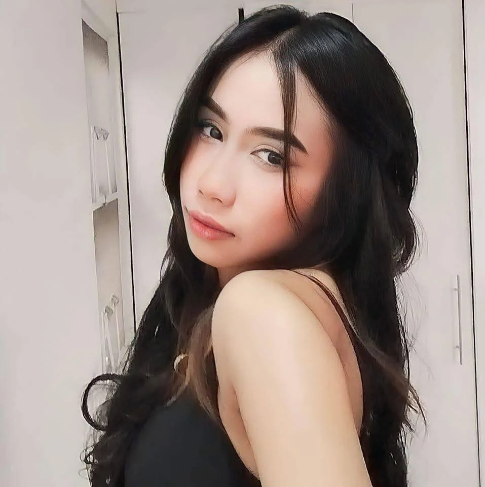 XXX Porn Photo of Nude MargretMccarren 2