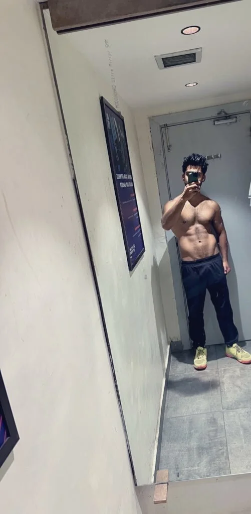 XXX Porn Photo of Nude John_desihunk 5