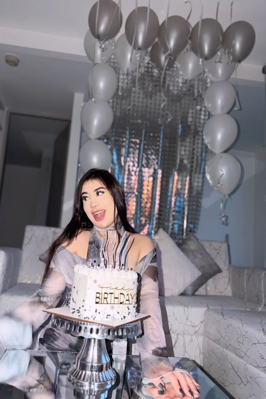 XXX Porn Photo of Nude Amara_melodi 127