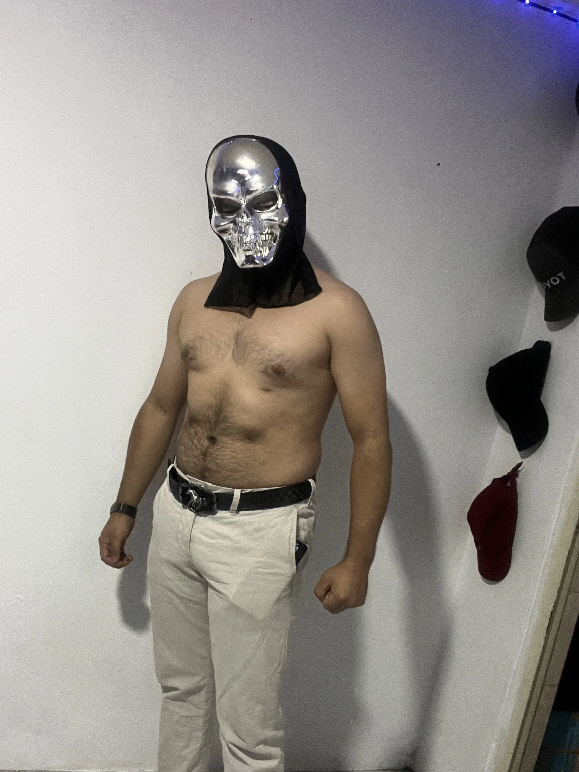 XXX Porn Photo of Nude Masked_Kratos 3