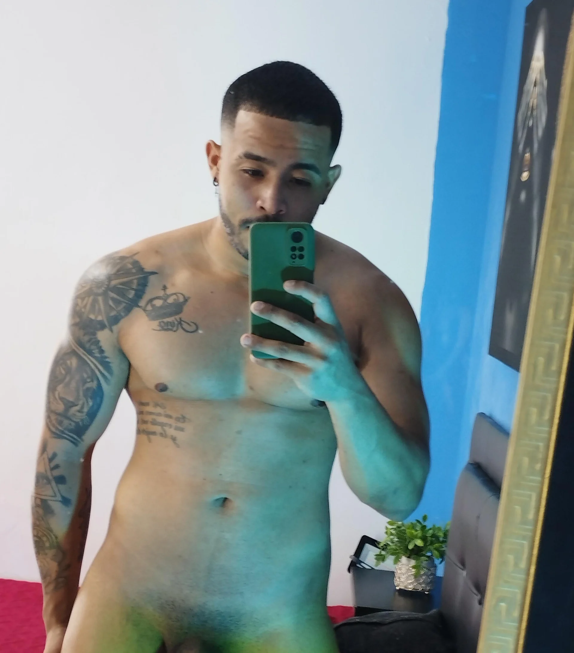 XXX Porn Photo of Nude jorge_narvaezz 5