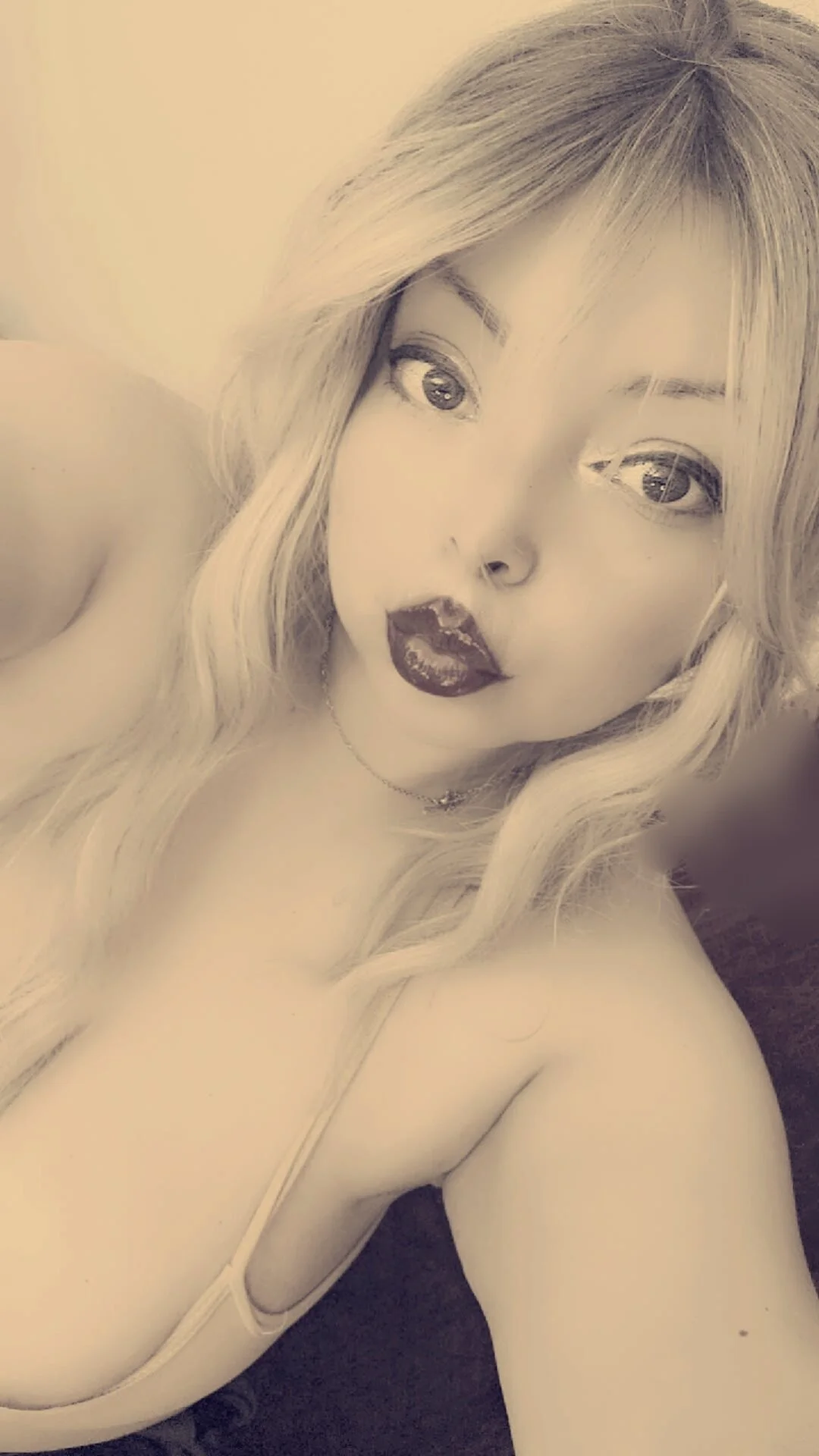 XXX Porn Photo of Nude Honey_Lucy1 2