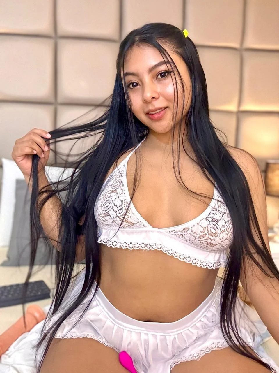 XXX Porn Photo of Nude emma_980 3