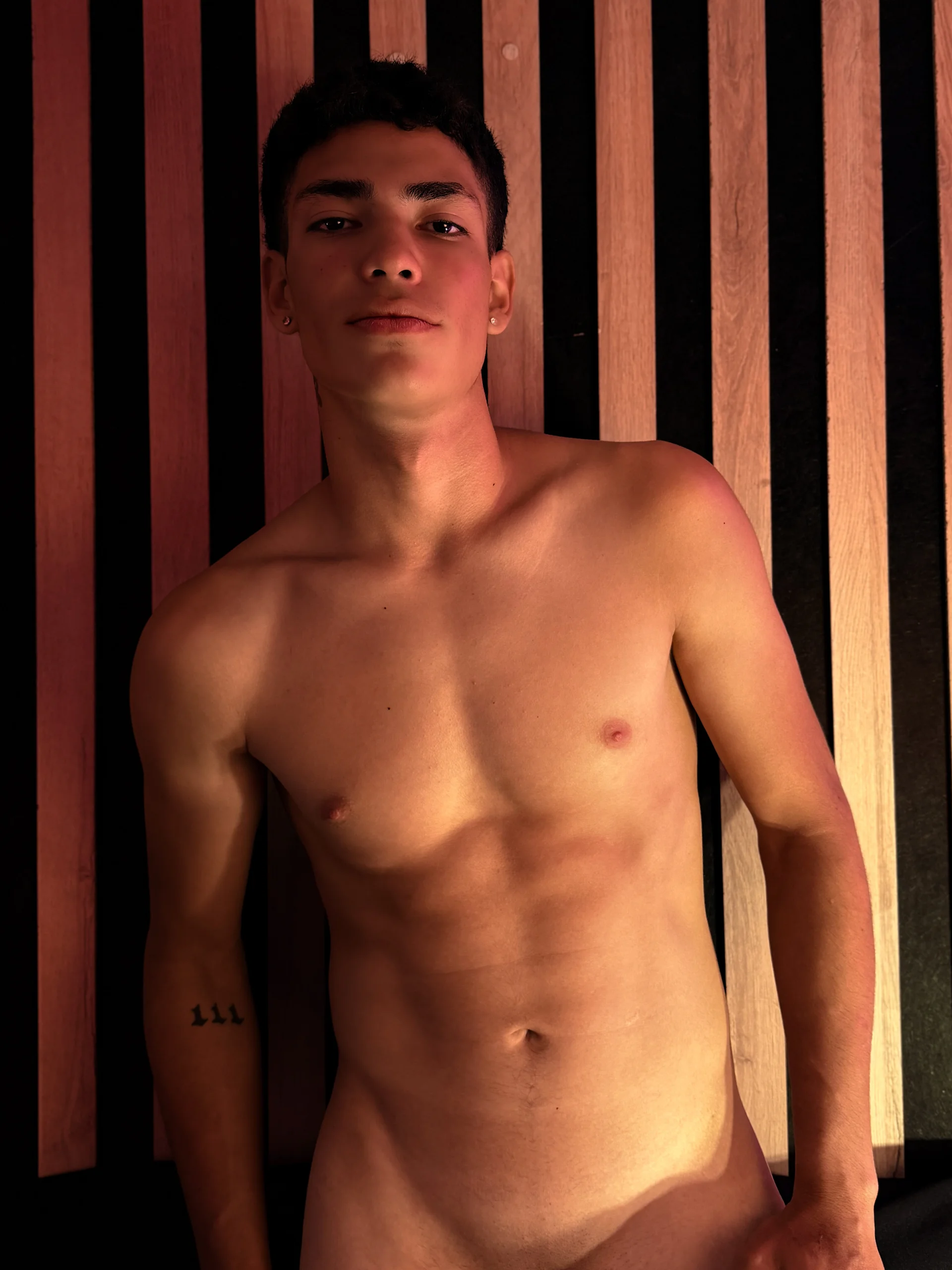 XXX Porn Photo of Nude AxelSavage11 13