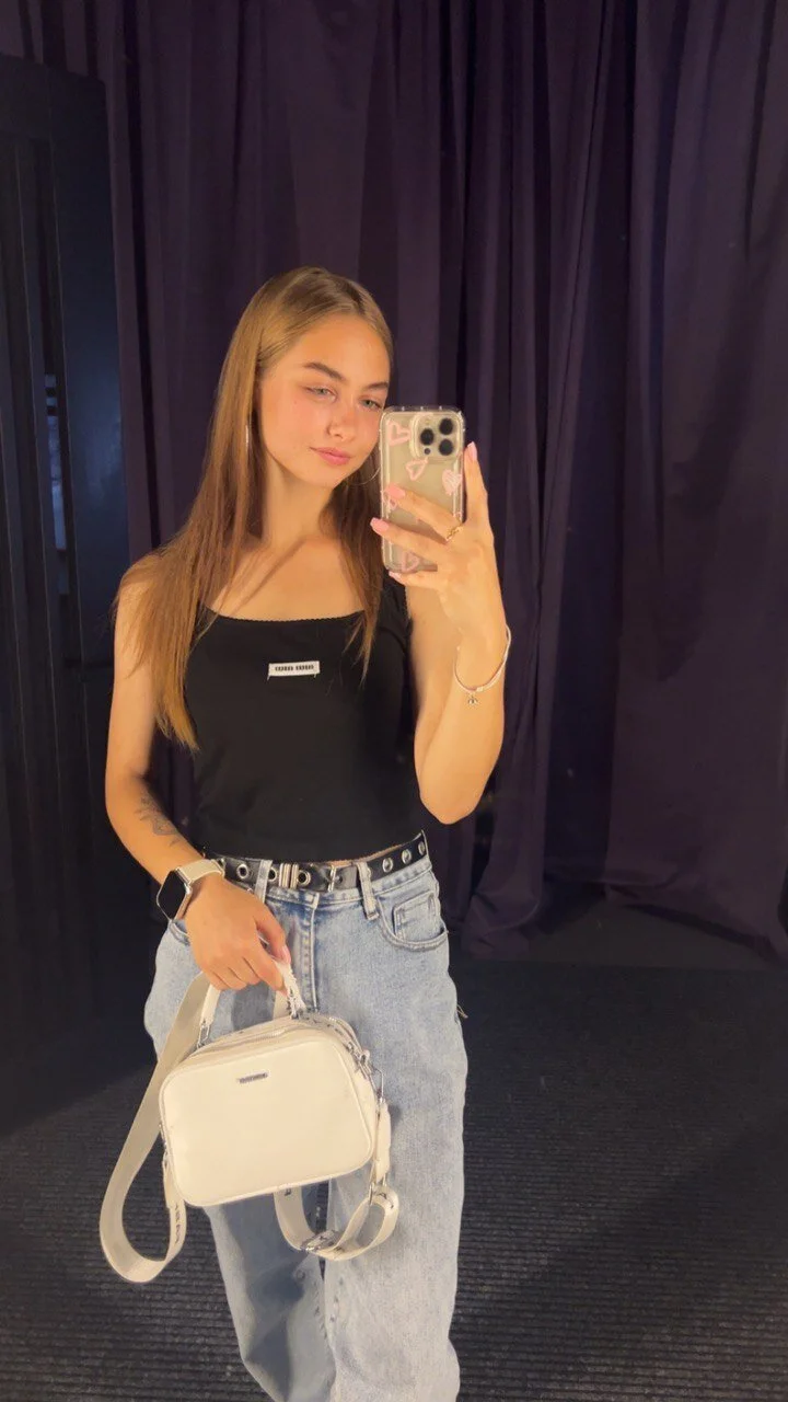 XXX Porn Photo of Nude MilaAddams 4