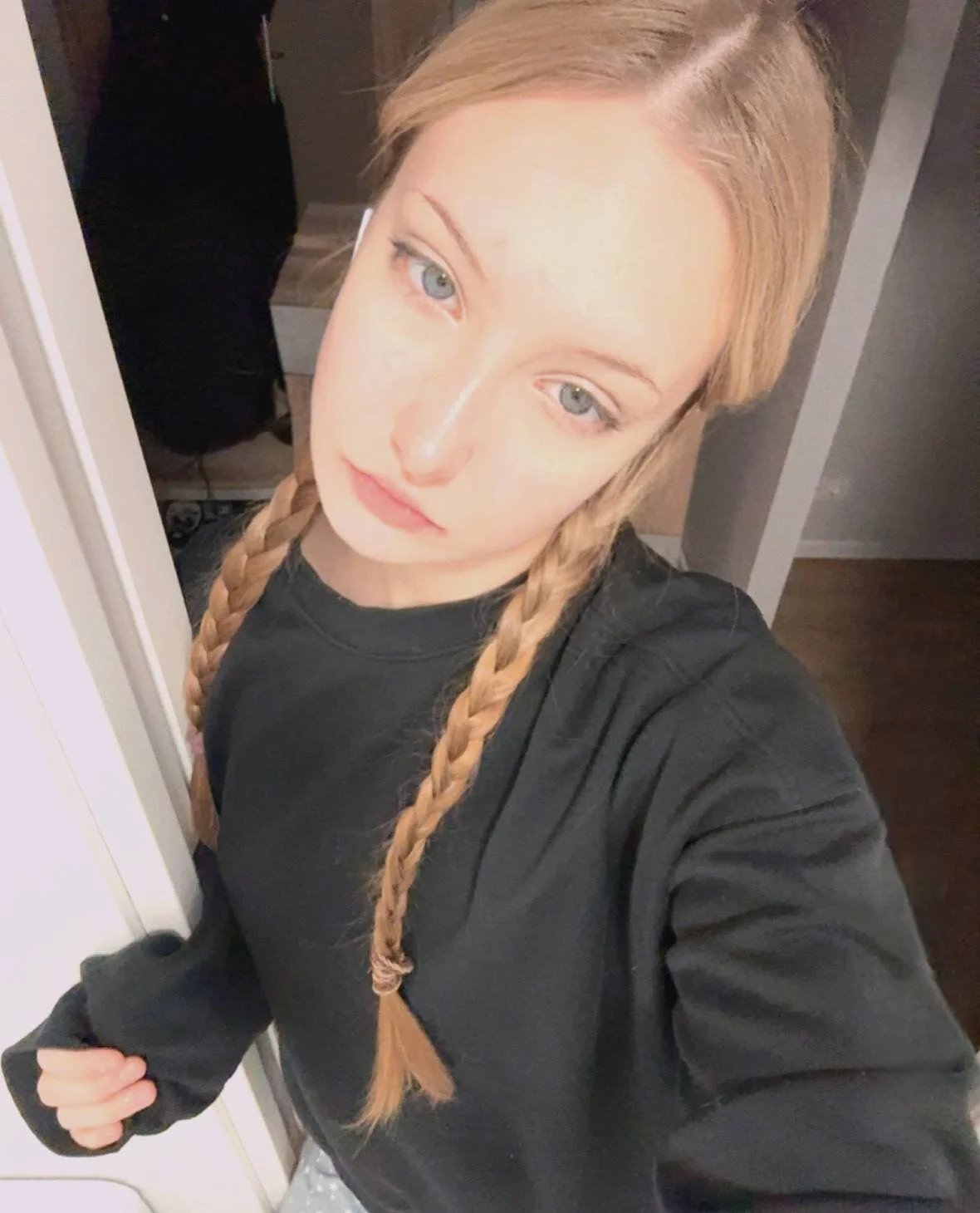 XXX Porn Photo of Nude AlmedaWalmer 1