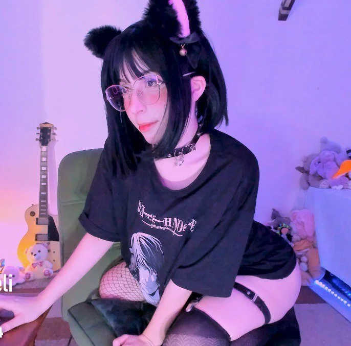 XXX Porn Photo of Nude bluelen 176