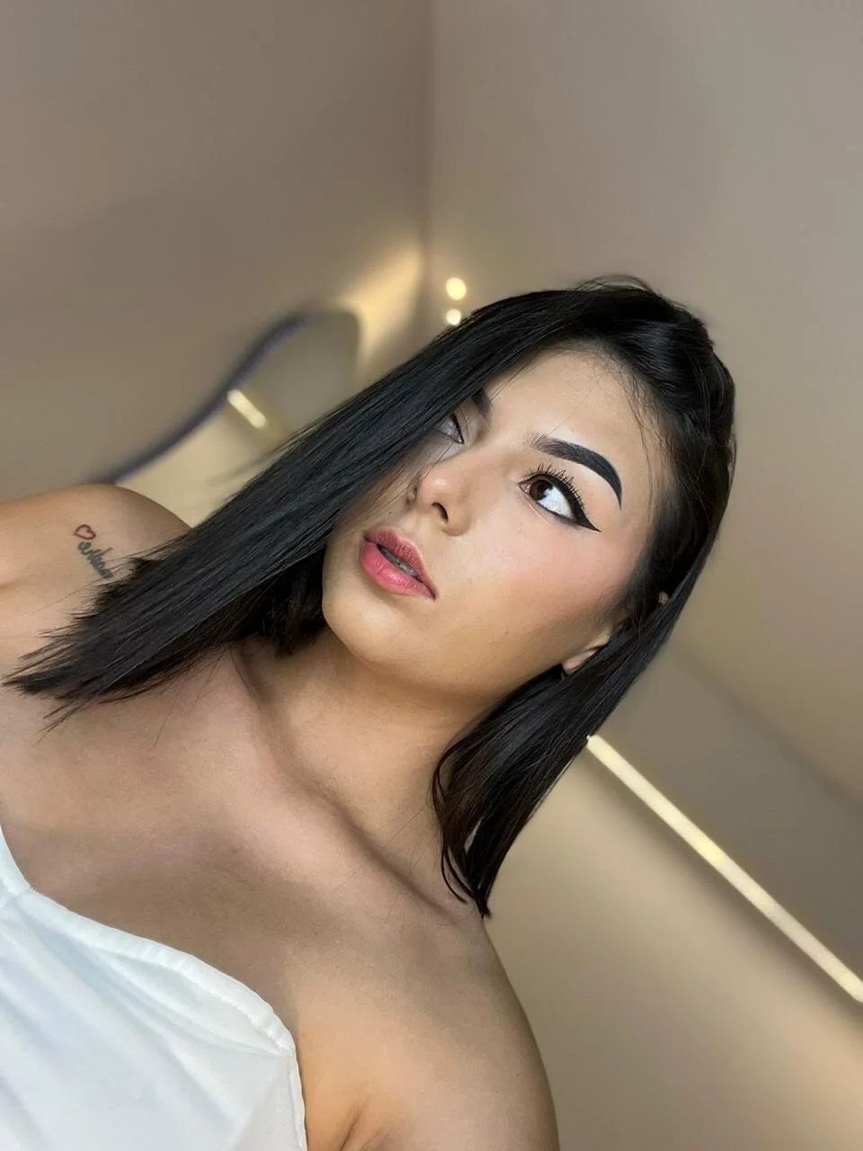 XXX Porn Photo of Nude LiaWheeler 2